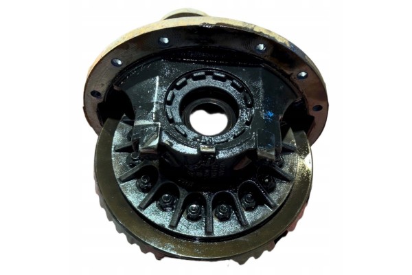 Diferencial Linkker 831247A para eje motriz usado 4