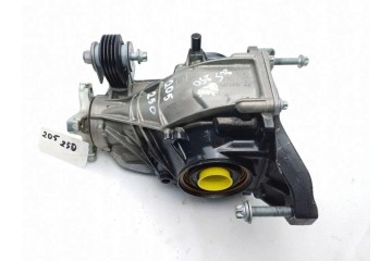Rear reducer MERCEDES BENZ C W205 A2053508911 2 1L diesel 125kW 2016 Part manufacturer Mercedes Benz OE