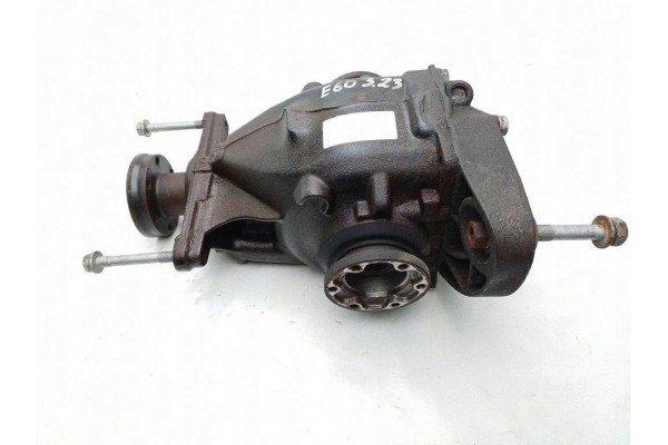 Reductor trasero BMW Serie 5 Touring (E61) 7560591 3.0L gasolina 190kW 2007 usado 2