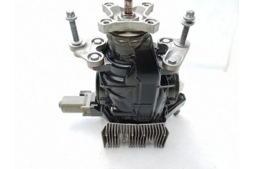 Rear reducer MERCEDES BENZ GLC C253 A2903501702 4 0L gasoline 350kW Catalog number of substitutes A2533509006 A2059060302 A29035