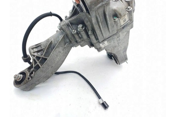 Reductor delantero Mercedes-Benz M (W166) A1663300200 3.0L diésel 190kW 2014 usado 5