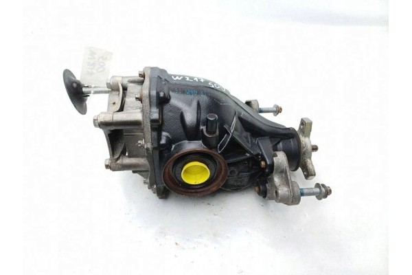 Reductor trasero Mercedes-Benz S Coupe (C217) A2223509800 4.7L gasolina 335kW usado 4