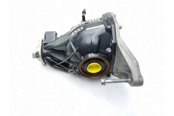 Rear reducer MERCEDES BENZ GL X166 A1663502714 2 99L diesel 190kW 2014 Part manufacturer Mercedes Benz OE