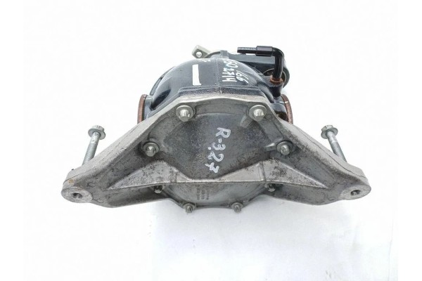 Reductor trasero Mercedes-Benz GL (X166) A1663502714 2.99L diésel 190kW 2014 usado 3