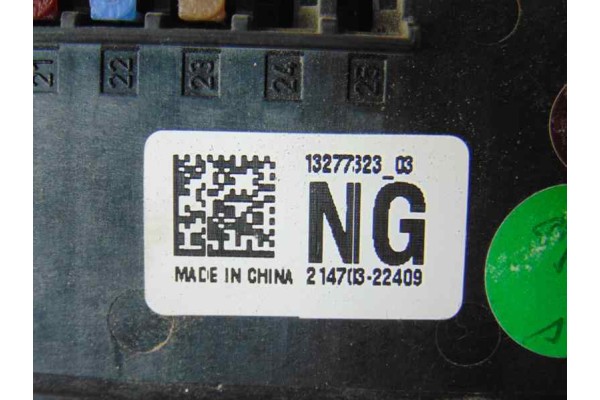 13277323 CAJA RELES / FUSIBLES OPEL INSIGNIA SPORTS TOURER Sport 2009 13277323 179299 OPEL - 1