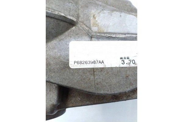 Reductor delantero Jeep Grand Cherokee IV (WK, WK2) P68263987AA 6.4L gasolina usado 6