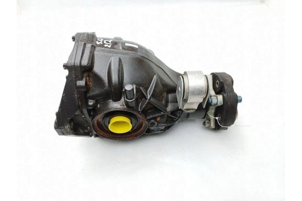 Reductor trasero Mercedes-Benz E (W212) A2043503614 4.7L gasolina 300kW 2014 usado 4