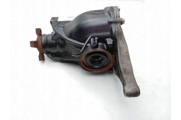 Reductor trasero Mercedes-Benz Vito Furgón (W447) A4473501314 2.0L diésel usado 2