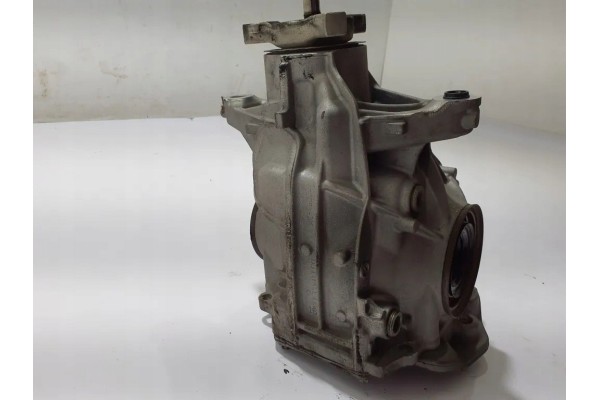 Reductor trasero Mercedes-Benz A2233500611 4.0L gasolina 2021 usado 3