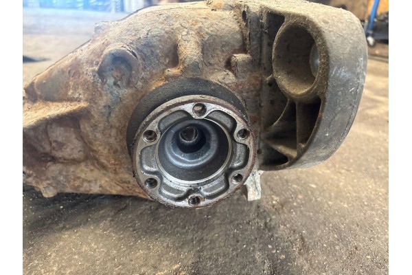 Diferencial trasero BMW Serie 5 E60 E61 2008 7560587 usado 2