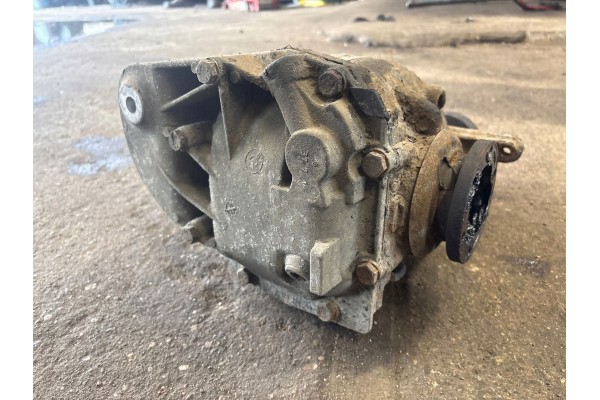 Diferencial trasero BMW Serie 5 E60 E61 2008 7560587 usado 5