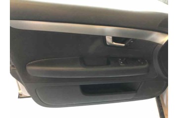 AUDI A4 AVANT (8E) 2.0 TDI