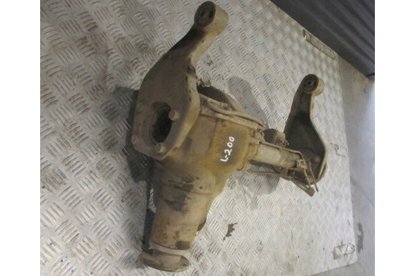 Diferencial del eje delantero Mitsubishi L200 IV 2.5 Did usado 2