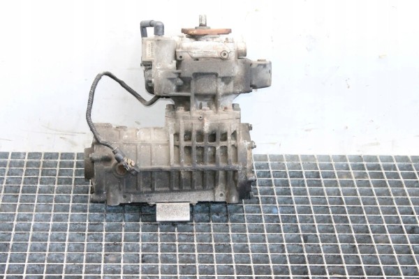 Reductor Trasero Audi TT (8N3) 02D525010AE 1.8L 165kW 2004 usado 2