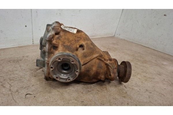 Reductor trasero BMW Serie 5 (E60) 7570472 2.5L diésel 130kW 2008 usado 2