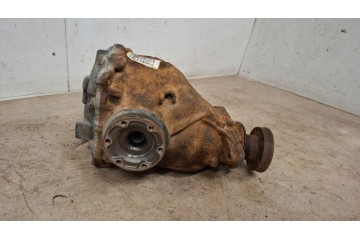 Rear reducer BMW 5 E60 7570472 2 5L diesel 130kW 2008 Part manufacturer BMW OE