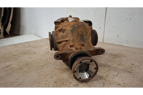 Reductor trasero BMW Serie 5 (E60) 7570472 2.5L diésel 130kW 2008 usado 4