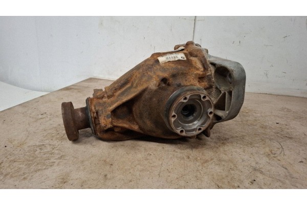 Reductor trasero BMW Serie 5 (E60) 7570472 2.5L diésel 130kW 2008 usado 5