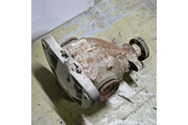 Reductor trasero BMW Serie 5 Touring (E39) E7723L 3.0L diésel 135kW 1999 usado 2