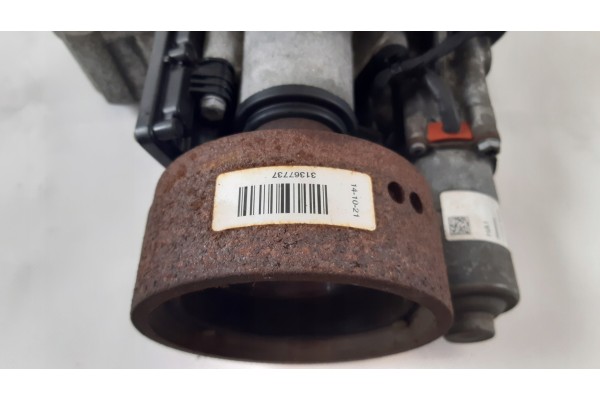 Volvo XC90 II Puente del Diferencial Trasero P50747389, 31367737, 31367184 usado 3