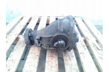 MERCEDES SL R230 W230 230 BRIDGE DIFFERENTIAL REAR 2 47 2303510105 Part manufacturer Mercedes Benz OE