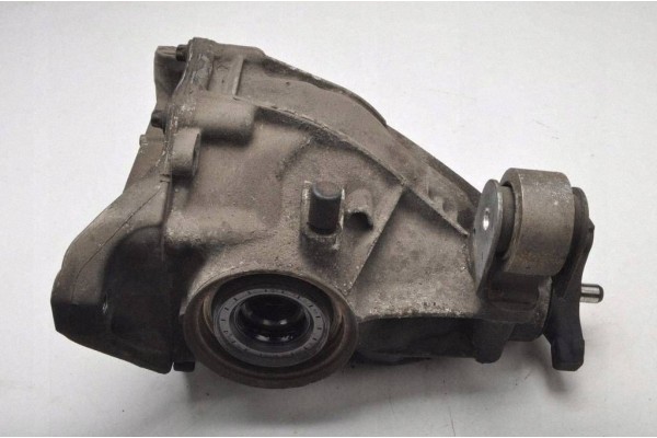 Diferencial trasero puente Mercedes C W205 1.6 CDI 2.824 2053501500 usado 3