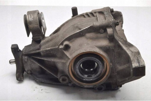 Diferencial trasero puente Mercedes C W205 1.6 CDI 2.824 2053501500 usado 4