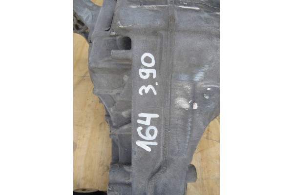 Diferencial trasero Mercedes ML W164 3.90 1643501014 usado 9