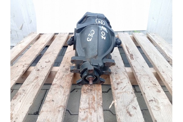 Diferencial trasero puente Mercedes SL R230 W230 3.07 2303511108 usado 2