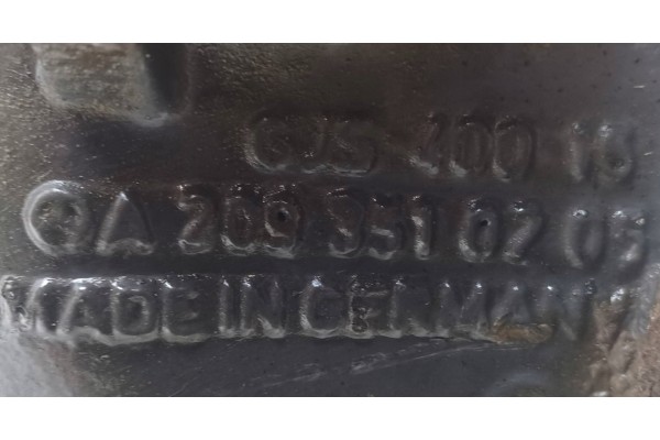 Diferencial trasero puente Mercedes C W204 2.65 2093510205 usado 7