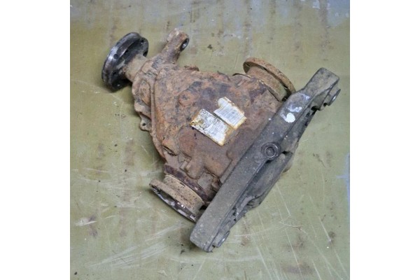 Reductor trasero BMW Serie 5 Touring (E39) 7730069 gasolina 210kW 2001 usado 2