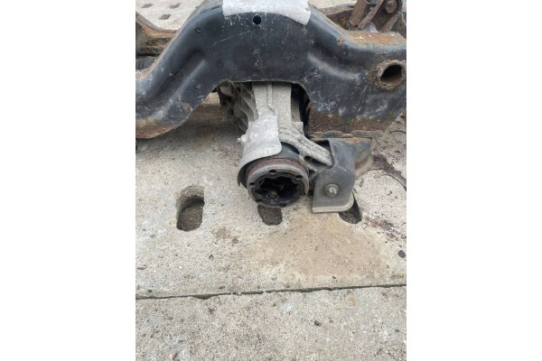 Puente diferencial Alfa Romeo 159 3.2 V6 Jts 4460310043 usado 2