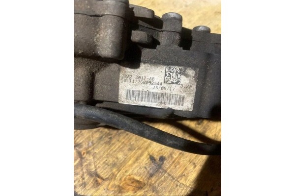 Reductor delantero Land Rover Range Rover Velar (L560) J8A23017AB 0.0L diésel usado 6