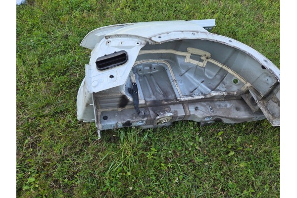 Aleta Trasera Derecha Blanco Perla Qab Infiniti Q30 QX30 usado 8