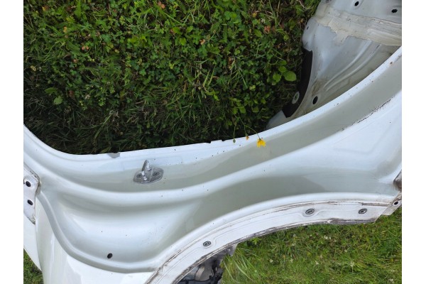 Aleta Trasera Derecha Blanco Perla QAB Infiniti Q30 QX30