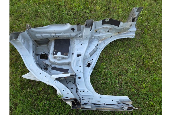 Aleta Trasera Derecha Blanco Perla QAB Infiniti Q30 QX30
