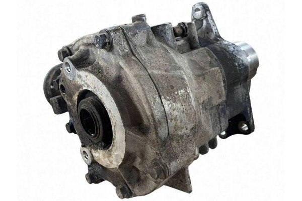 Reductor delantero Volvo XC90 I 7070G1079G 2.4L diésel 120kW 2010 usado 3