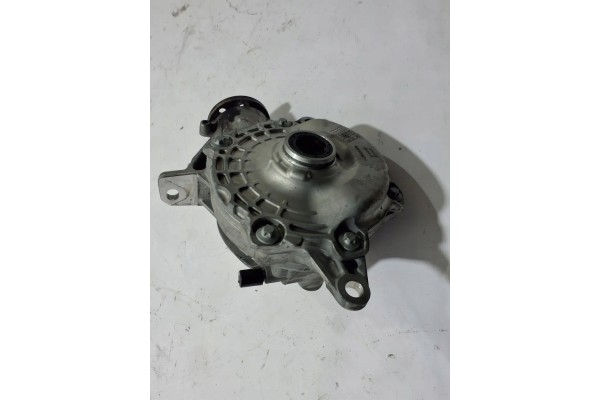 Reductor delantero Mercedes-Benz A2233302203 4.0L gasolina 2021 usado 2