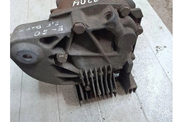 Reductor trasero BMW Serie 5 Touring (E61) 07527096 2.2L gasolina 125kW 2007 usado 4