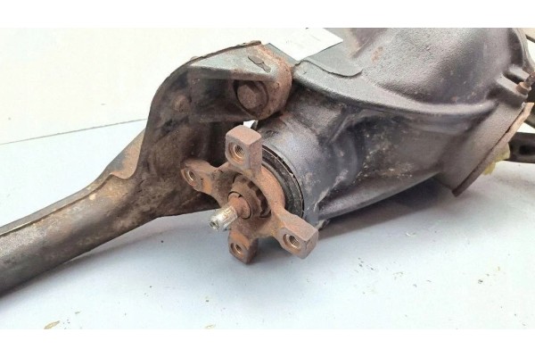 Reductor trasero Mercedes-Benz Vito Furgón (W447) Q2599487 2.2L diésel 140kW usado 8