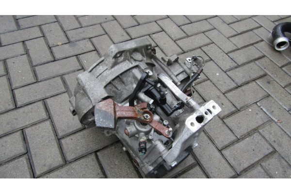 Caja de Cambios VW Skoda Audi 2.0 TDI Código Kqm usado 2