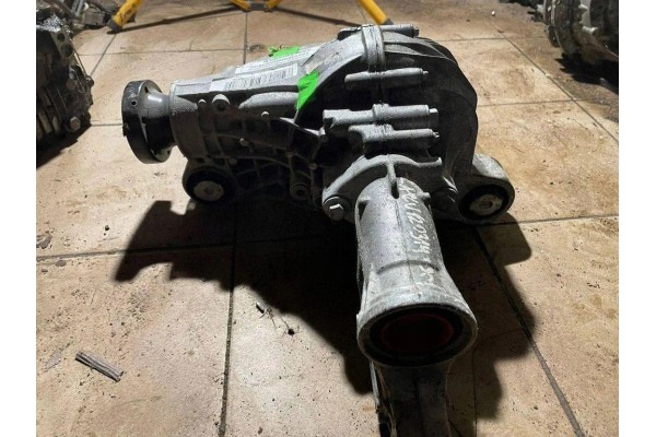 Reductor delantero Mercedes-Benz M (W166) A1663300200 gasolina 300kW 2013 usado 5