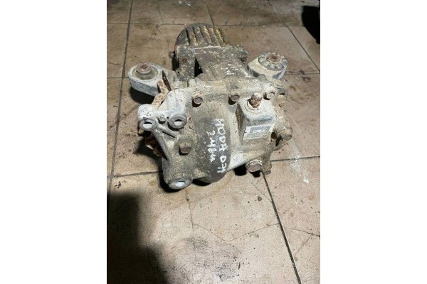 Reductor trasero Peugeot 4007 (GP) T01GS06080045 2.4L gasolina 125kW 2008 usado 4