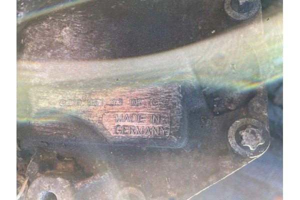 Reductor trasero Mercedes-Benz Clk Cabrio (A209) 2103513308 gasolina 120kW usado 4