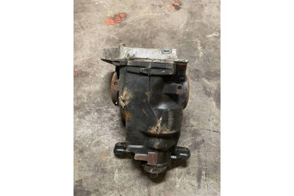 Reductor trasero BMW X5 (E70) 756486702 gasolina 171kW 2009 usado 5