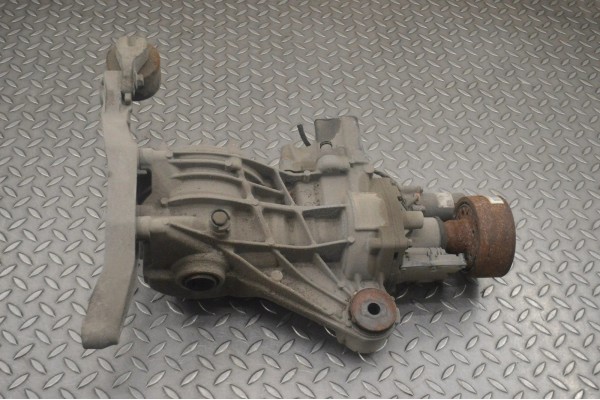 Reductor trasero Volvo XC90 II 31437121 25303289 2.0L 165kw 2015 usado 2