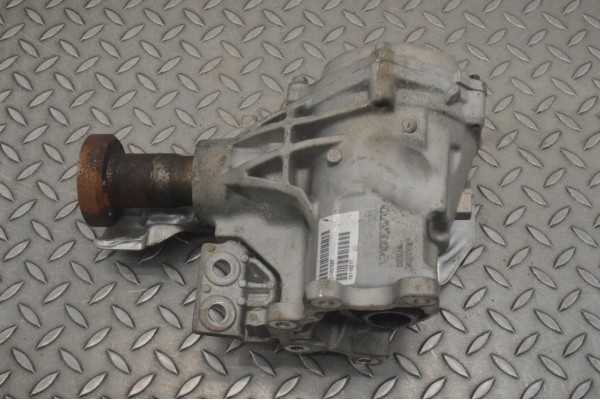Reductor delantero Volvo XC40 (536) 6118277 25091359 2.0L 110 kW 2018 usado 5