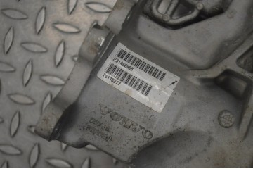 Reductor delantero Volvo XC40 (536) 6118277 25091359 2.0L 110 kW 2018