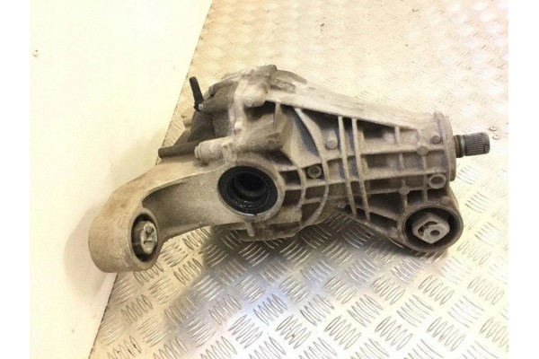 Reductor trasero Porsche Cayenne (92A) 200800119 3.0L diésel 155kW 2016 usado 4