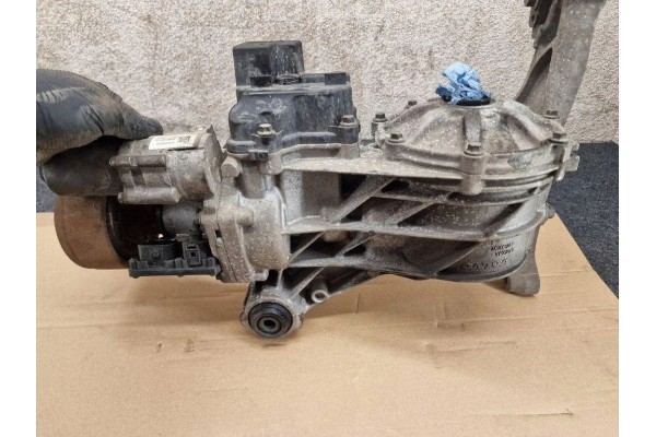 Reductor trasero Volvo XC90 II 4585384 2.0L diésel 173kW 2018 usado 11